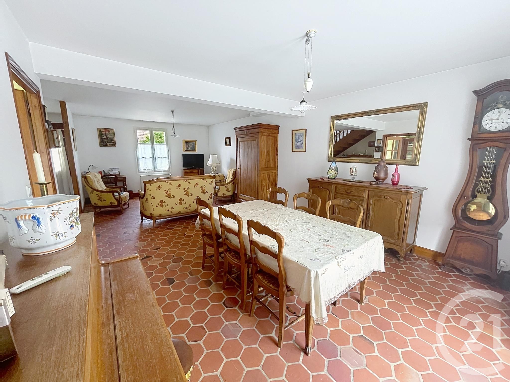 maison à vendre - 8 pièces - 185.0 m2 - LE MEUX - Miniature 4