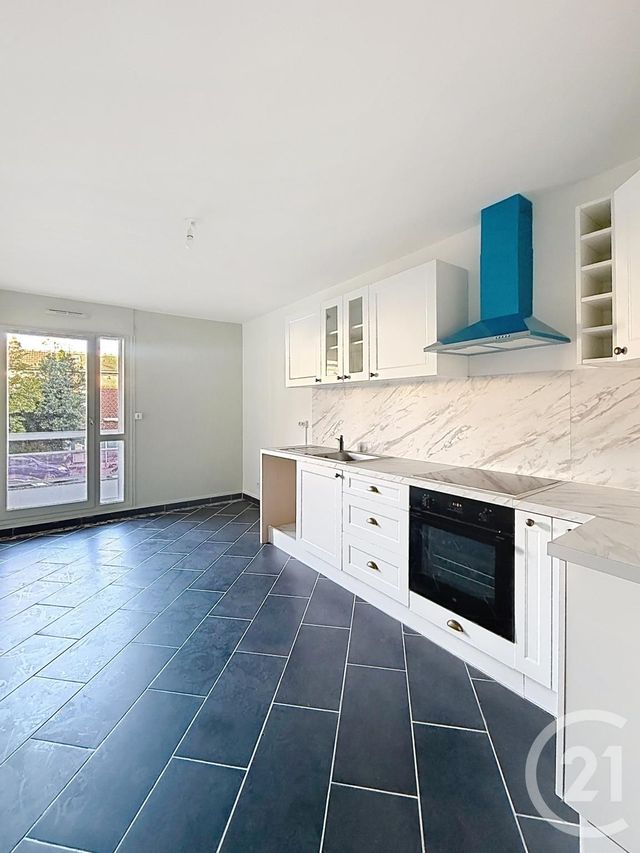 Appartement F4 à vendre - 4 pièces - 94.06 m2 - MARGNY LES COMPIEGNE - 60 - PICARDIE - Century 21 Infinity