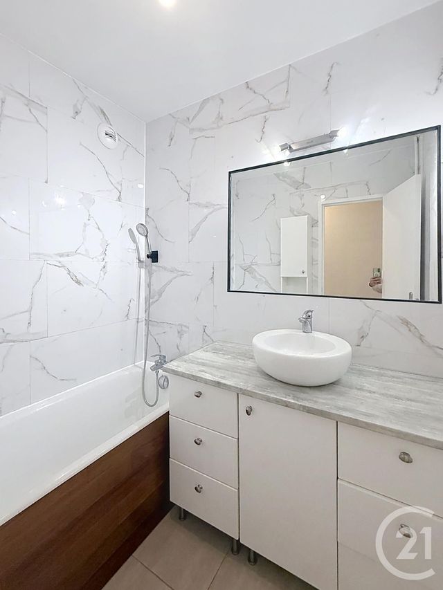 Appartement F4 à vendre - 4 pièces - 94.06 m2 - MARGNY LES COMPIEGNE - 60 - PICARDIE - Century 21 Infinity