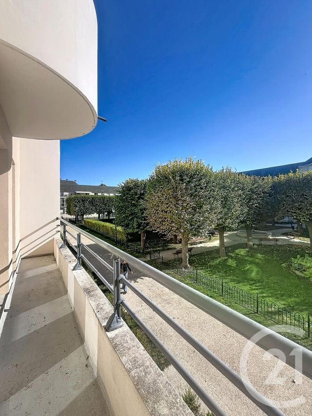 Appartement F1 à louer - 1 pièce - 29.7 m2 - COMPIEGNE - 60 - PICARDIE - Century 21 Infinity