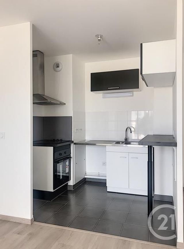Appartement F3 à louer - 3 pièces - 60.05 m2 - MARGNY LES COMPIEGNE - 60 - PICARDIE - Century 21 Infinity