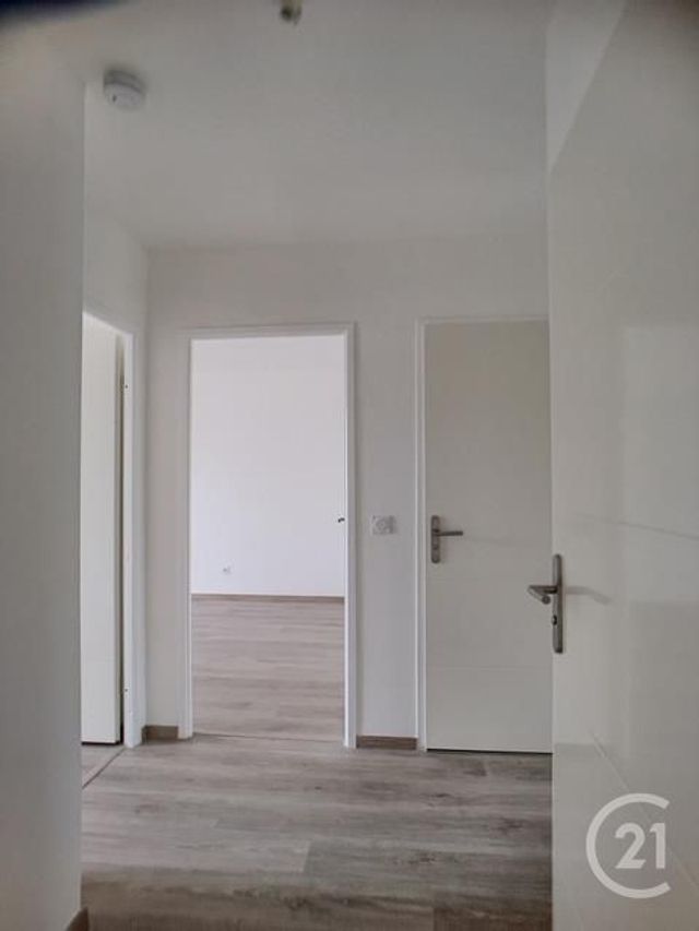 Appartement F3 à louer - 3 pièces - 60.05 m2 - MARGNY LES COMPIEGNE - 60 - PICARDIE - Century 21 Infinity