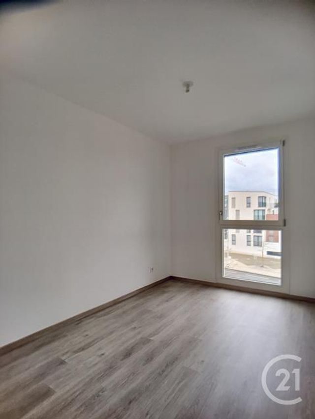 Appartement F3 à louer - 3 pièces - 60.05 m2 - MARGNY LES COMPIEGNE - 60 - PICARDIE - Century 21 Infinity