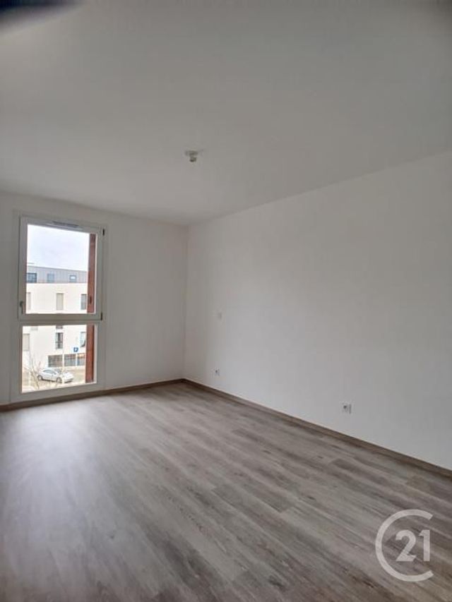 Appartement F3 à louer - 3 pièces - 60.05 m2 - MARGNY LES COMPIEGNE - 60 - PICARDIE - Century 21 Infinity