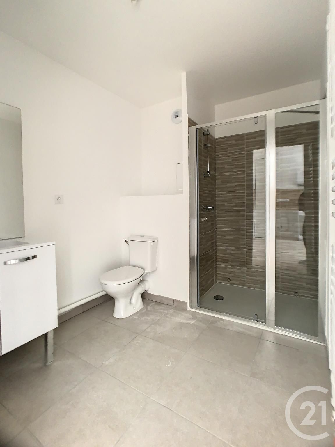 Appartement F2 à louer - 2 pièces - 50.09 m2 - COMPIEGNE - Miniature 7