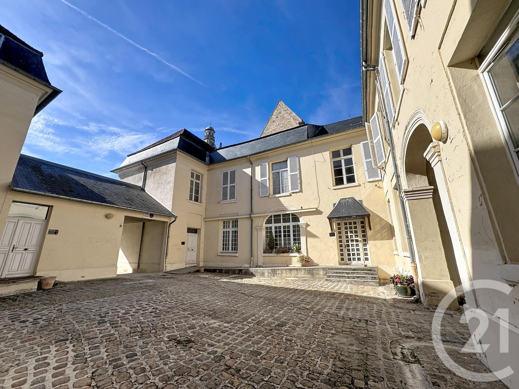 Appartement F2 bis à vendre - 3 pièces - 71.19 m2 - COMPIEGNE - Photo 1