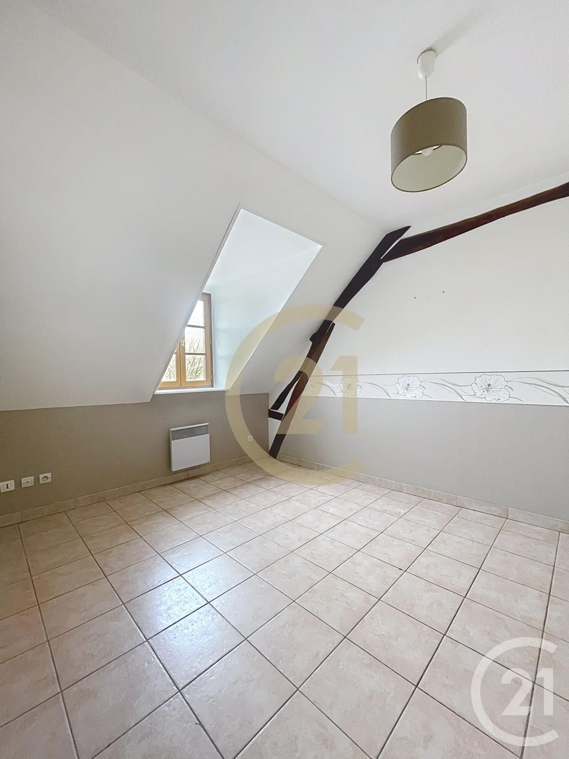 Appartement F3 à louer - 3 pièces - 41.44 m2 - PIERREFONDS - Miniature 3
