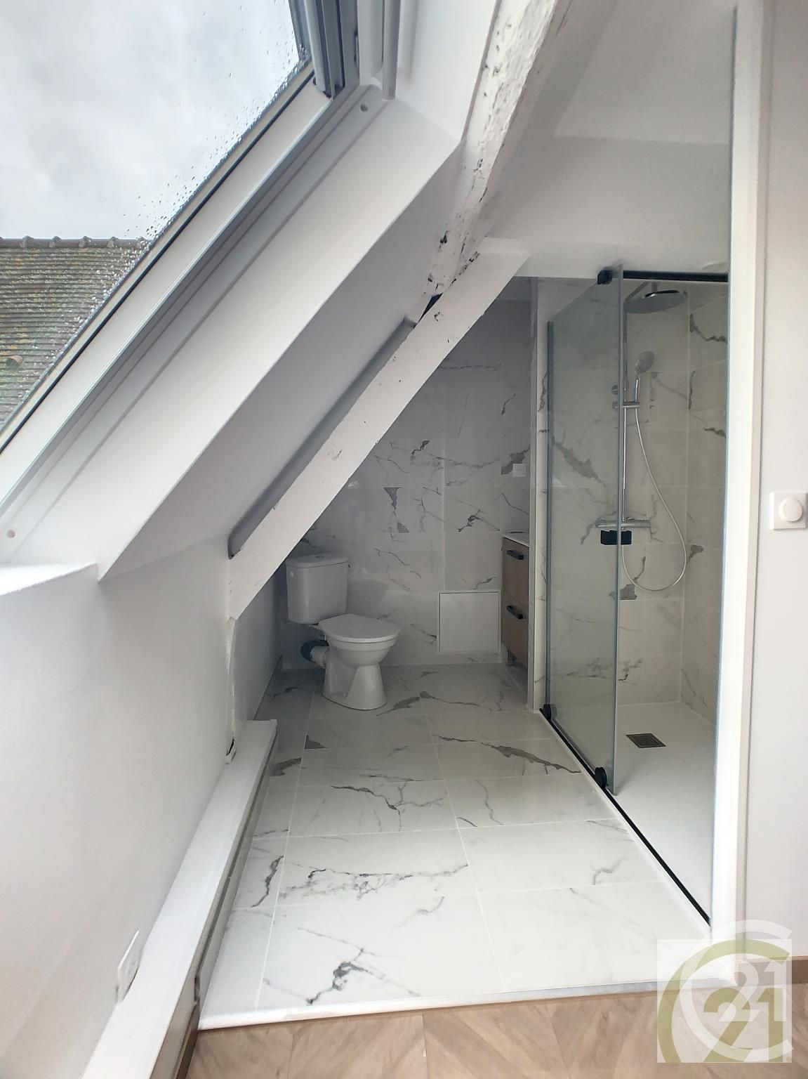 Appartement Duplex à louer - 2 pièces - 50.09 m2 - COMPIEGNE - Miniature 6