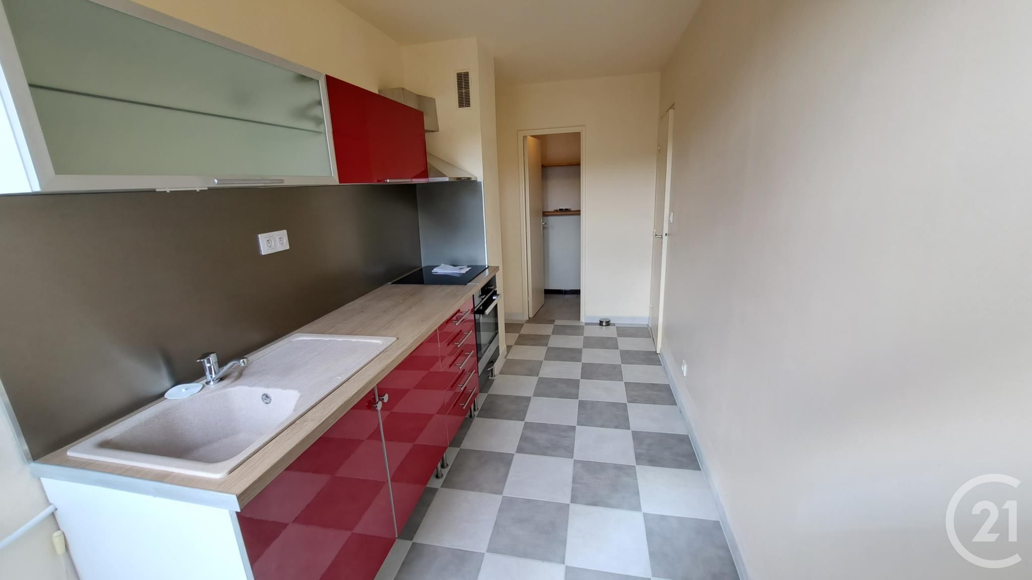 Appartement F5 à louer - 5 pièces - 96.97 m2 - COMPIEGNE - Miniature 6