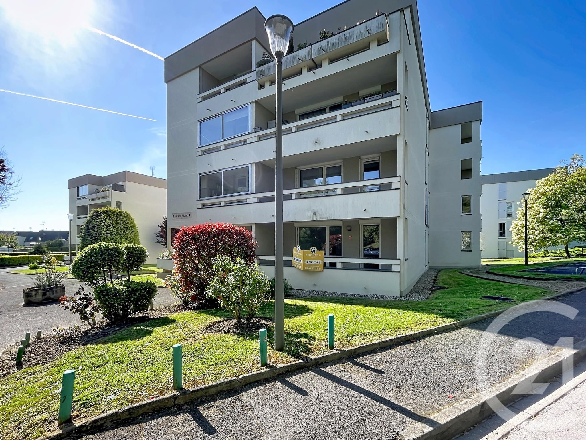 Appartement F3 à louer - 3 pièces - 71.11 m2 - MARGNY LES COMPIEGNE - Photo 1