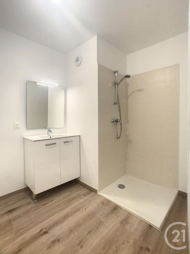 Appartement F3 à louer - 3 pièces - 59.0 m2 - MARGNY LES COMPIEGNE - 60 - PICARDIE - Century 21 Infinity