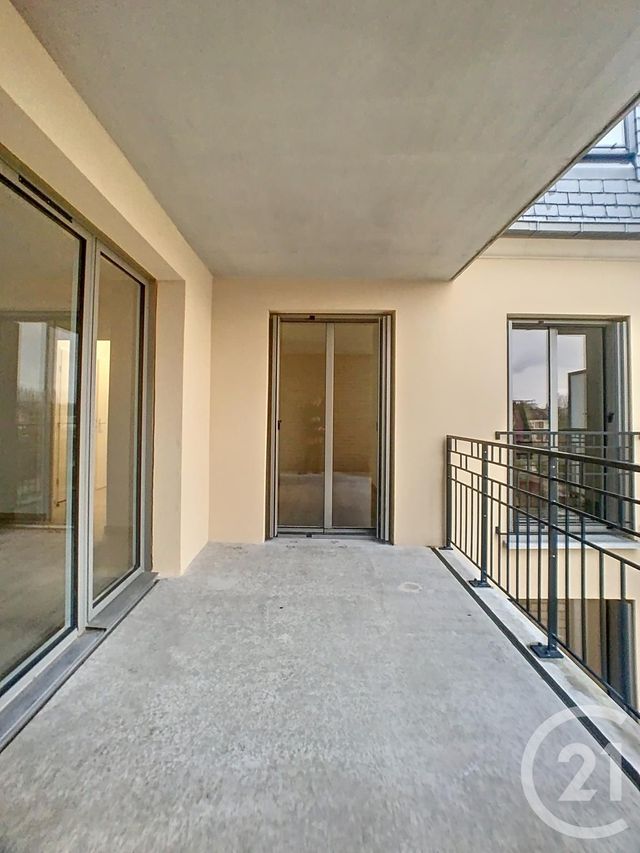Appartement F3 à louer - 3 pièces - 59.0 m2 - MARGNY LES COMPIEGNE - 60 - PICARDIE - Century 21 Infinity