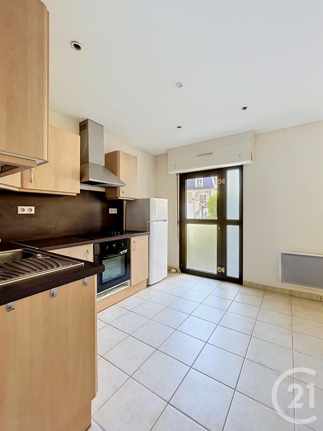 Appartement F2 à vendre - 2 pièces - 47.33 m2 - COMPIEGNE - 60 - PICARDIE - Century 21 Infinity